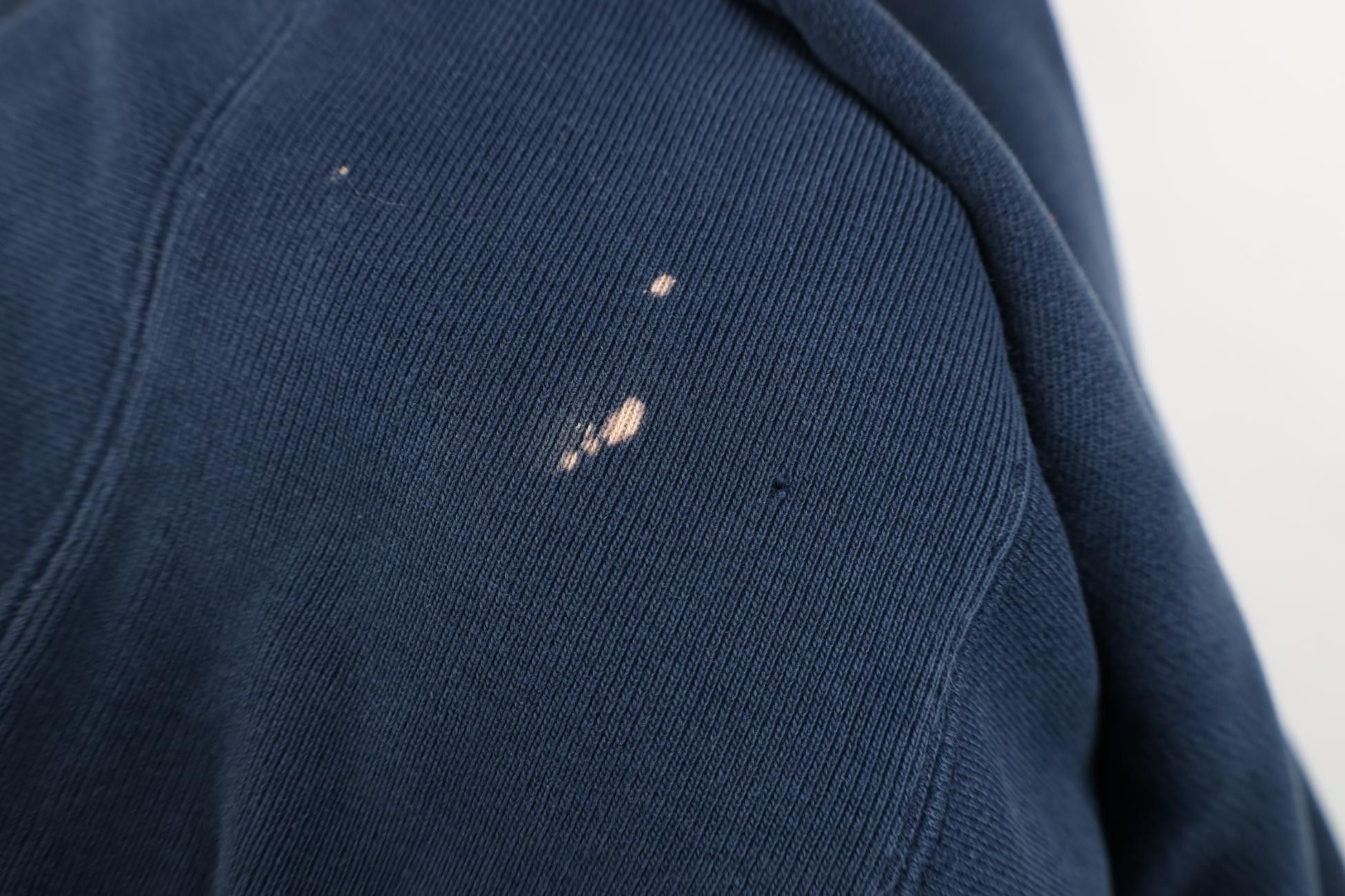 Champion Vintage 90s Champion Reverse Weave Medallion Sweatshirt Blue Size US XXL / EU 58 / 5 - 7 Thumbnail