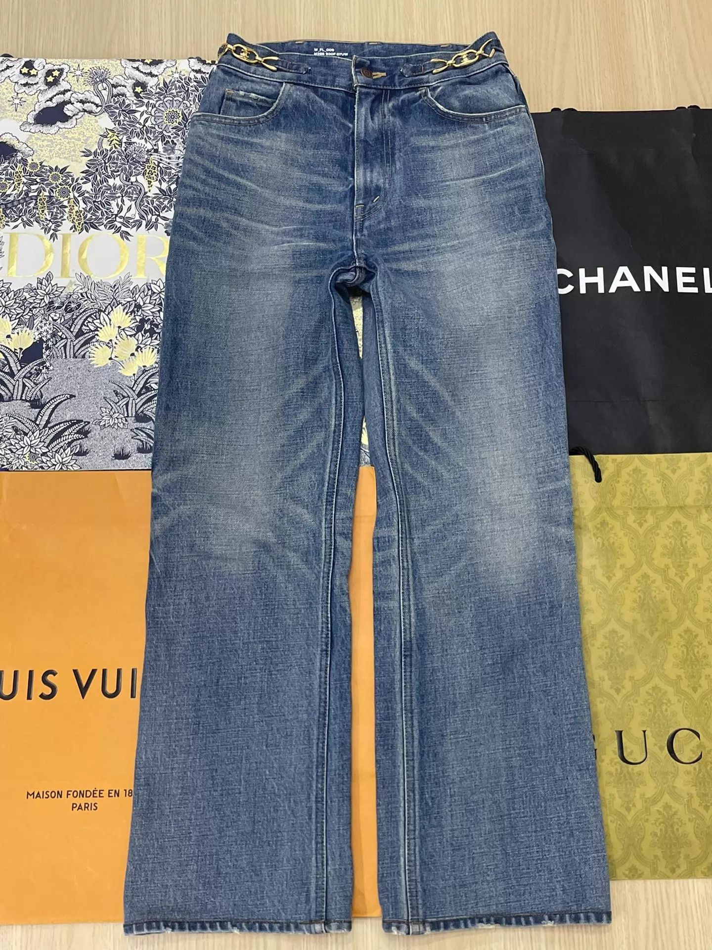 Celine Celine Dylan Triomphe Chain Jeans 27 Classic Fit Size 27" / US 4 / IT 40 - 1 Thumbnail