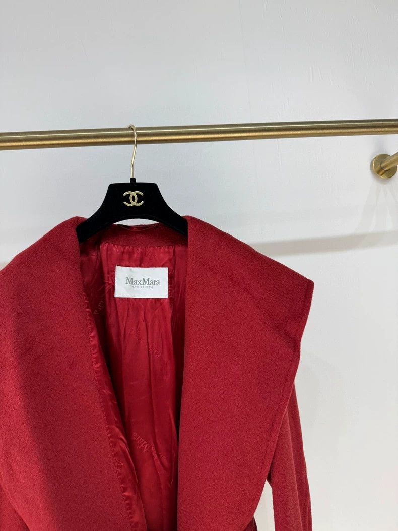 Max Mara Max Mara Red bathrobe coat Size L / US 10 / IT 46 - 2 Thumbnail