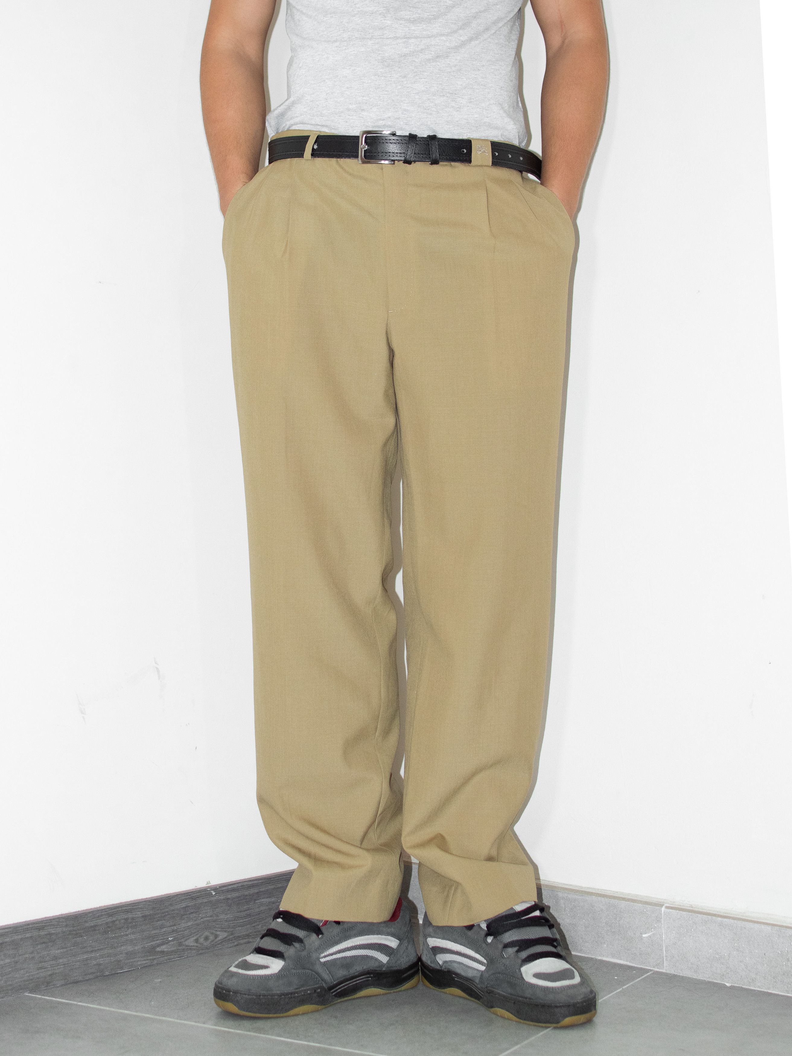 Burberry × Designer × Vintage 90s OG vintage Beige/brown Baggy fit Burberry chino Trousers Size US 29 - 2 Thumbnail