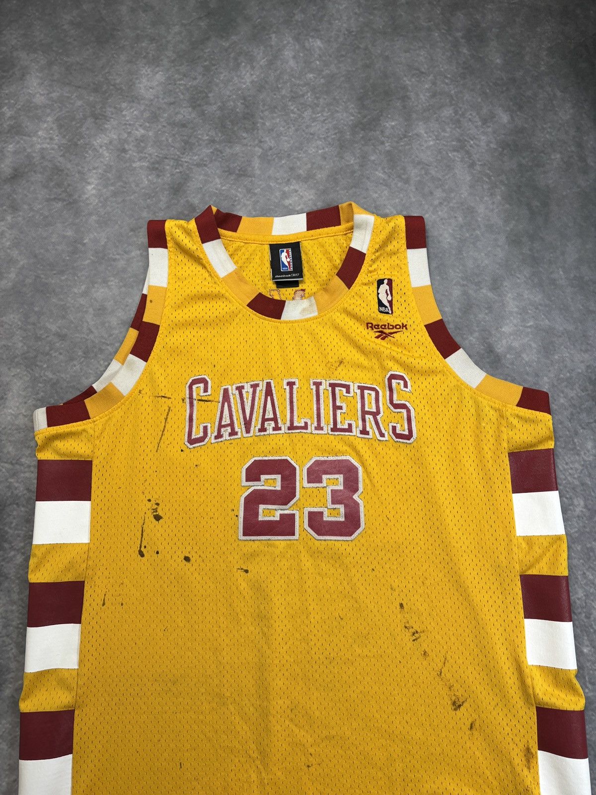 Reebok Vintage Lebron James Cleveland Cavaliers Jersey NBA 2004 70s Size US XL / EU 56 / 4 - 3 Thumbnail