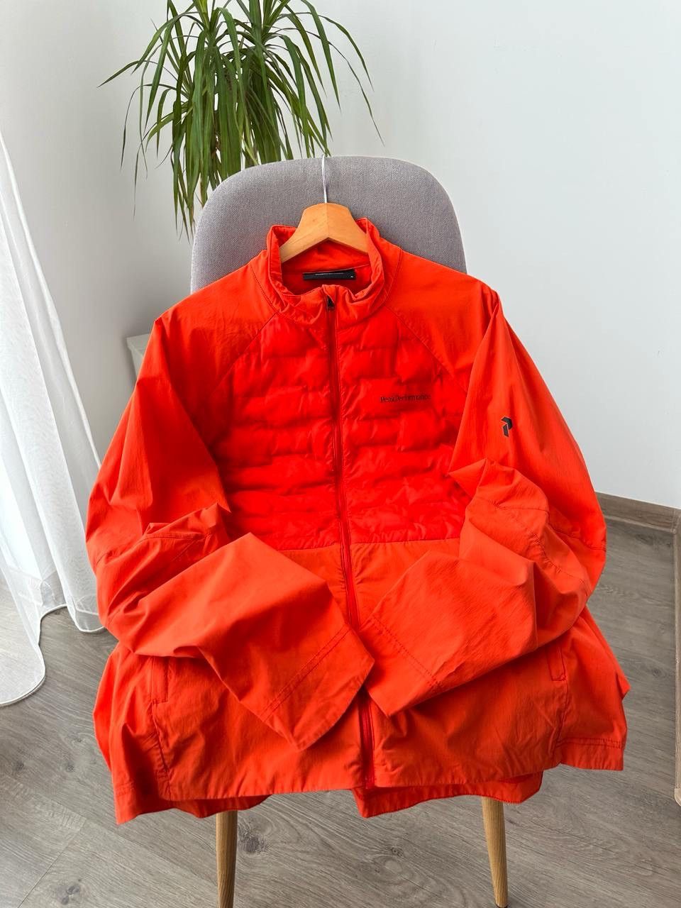 Peak Performance × Vintage Vintage Peak Performance Orange Argon Swift Hybrid Jacket Size US XL / EU 56 / 4 - 13 Thumbnail