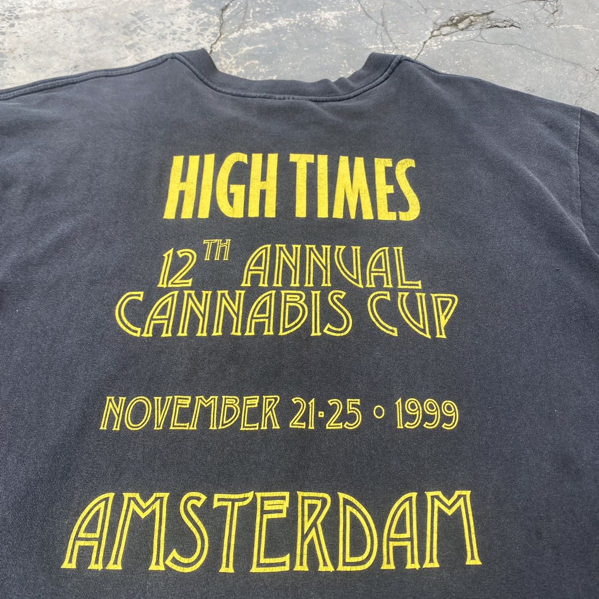 Vintage VERY RARE 1999 High Times Cannabis Cup tee Size US XL / EU 56 / 4 - 4 Thumbnail