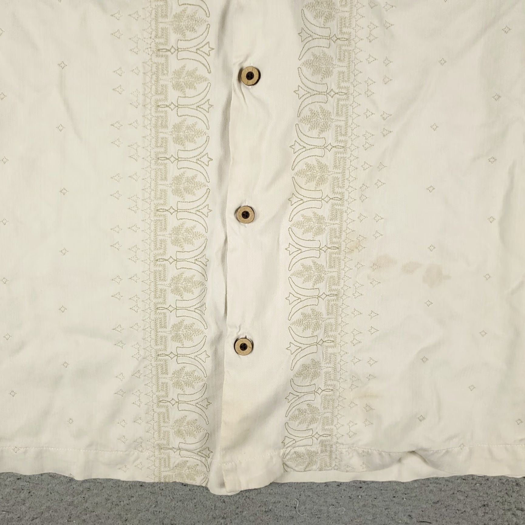 Tommy Bahama VINTAGE Tommy Bahama Shirt Men’s 2XL Short Sleeve Silk Hawaiian Button Up Beige Tropical Collared Size US XXL / EU 58 / 5 - 3 Thumbnail