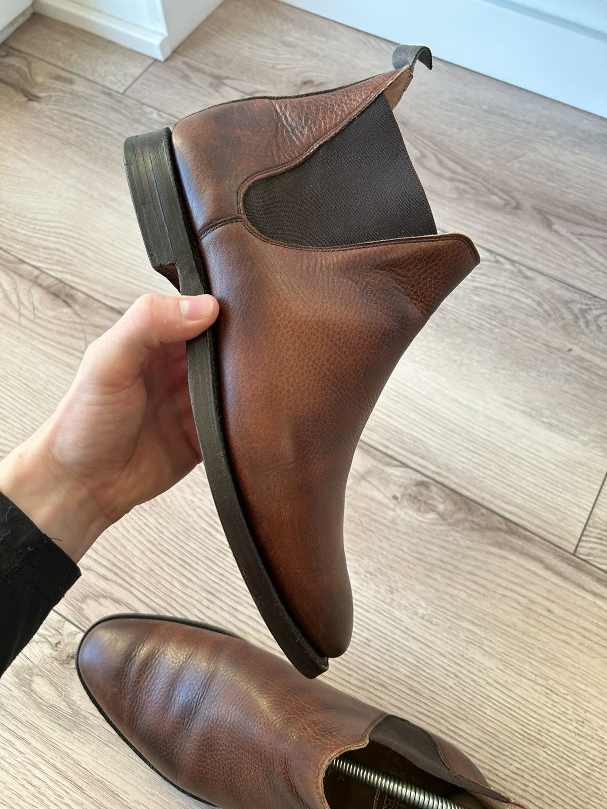 Crockett & Jones Crockett & Jones Chelsea 8 Brown Calf Size US 8 / EU 41 - 7 Thumbnail
