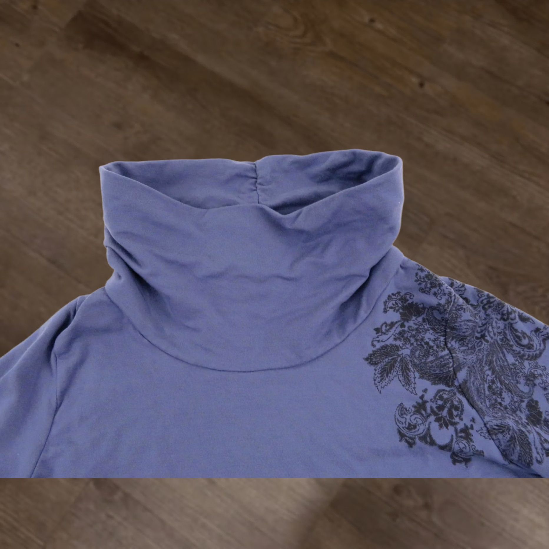 Vintage VINTAGE REI Purple Pullover Sweatshirt Medium Mock Neck Yoga Running Tencel Floral Pattern Long Sleeve Womens Size M / US 6-8 / IT 42-44 - 1 Thumbnail