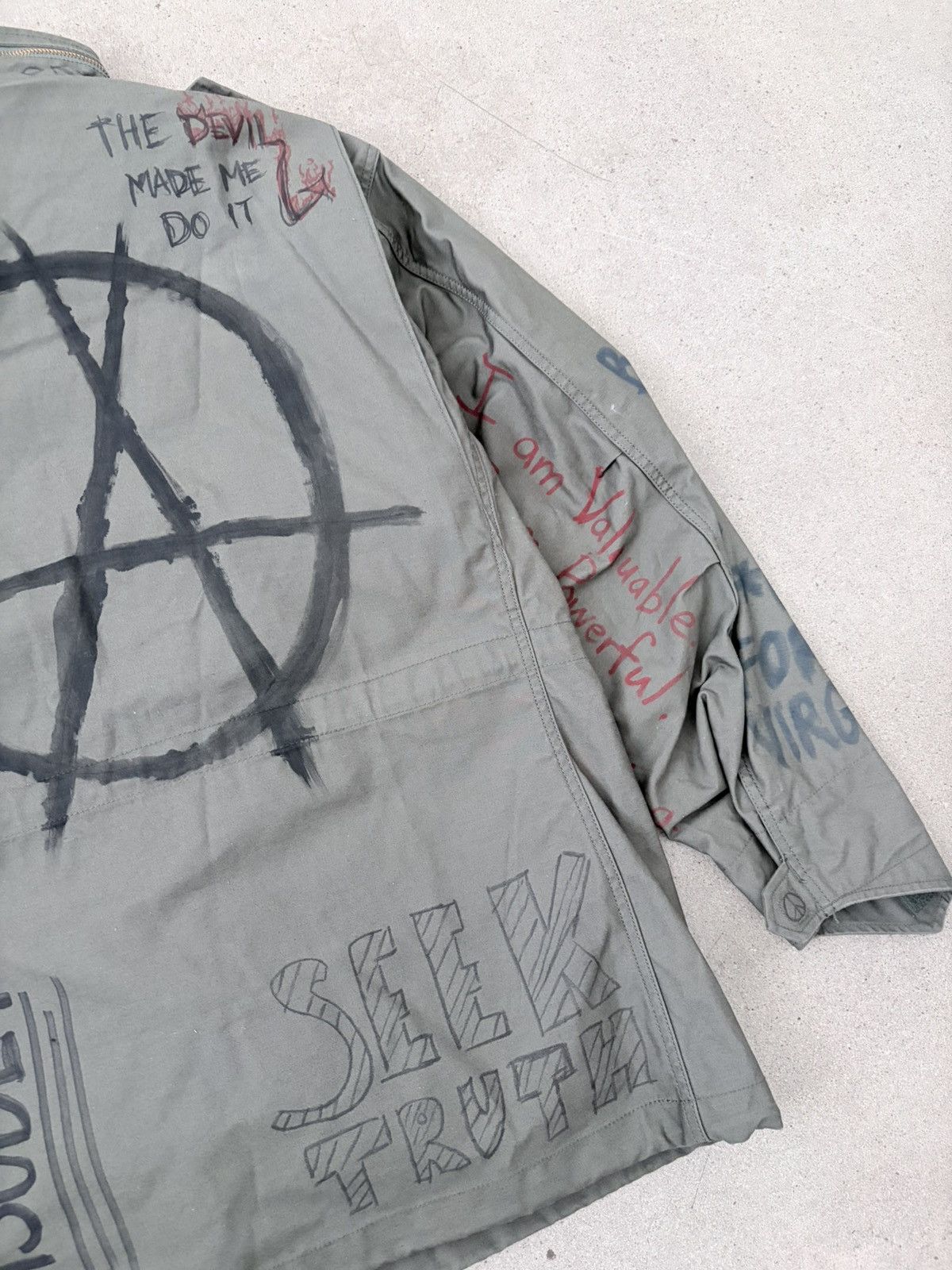 Alpha Industries barney's new york m-65 field anarchy jacket Size US M / EU 48-50 / 2 - 9 Thumbnail