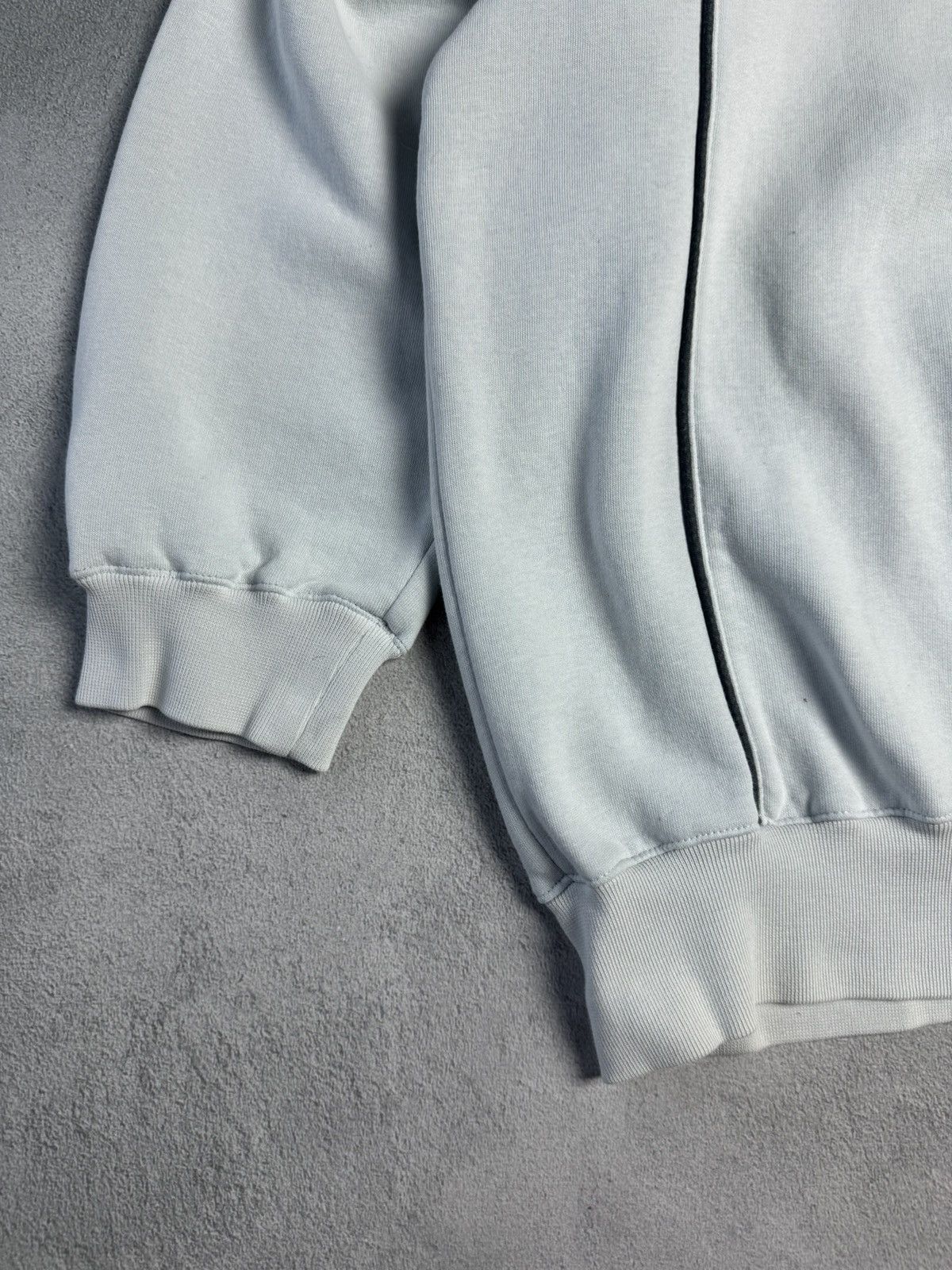 Adidas Vintage 00s Adidas Small Logo Cotton Crewneck Sweatshirt Size US L / EU 52-54 / 3 - 5 Thumbnail