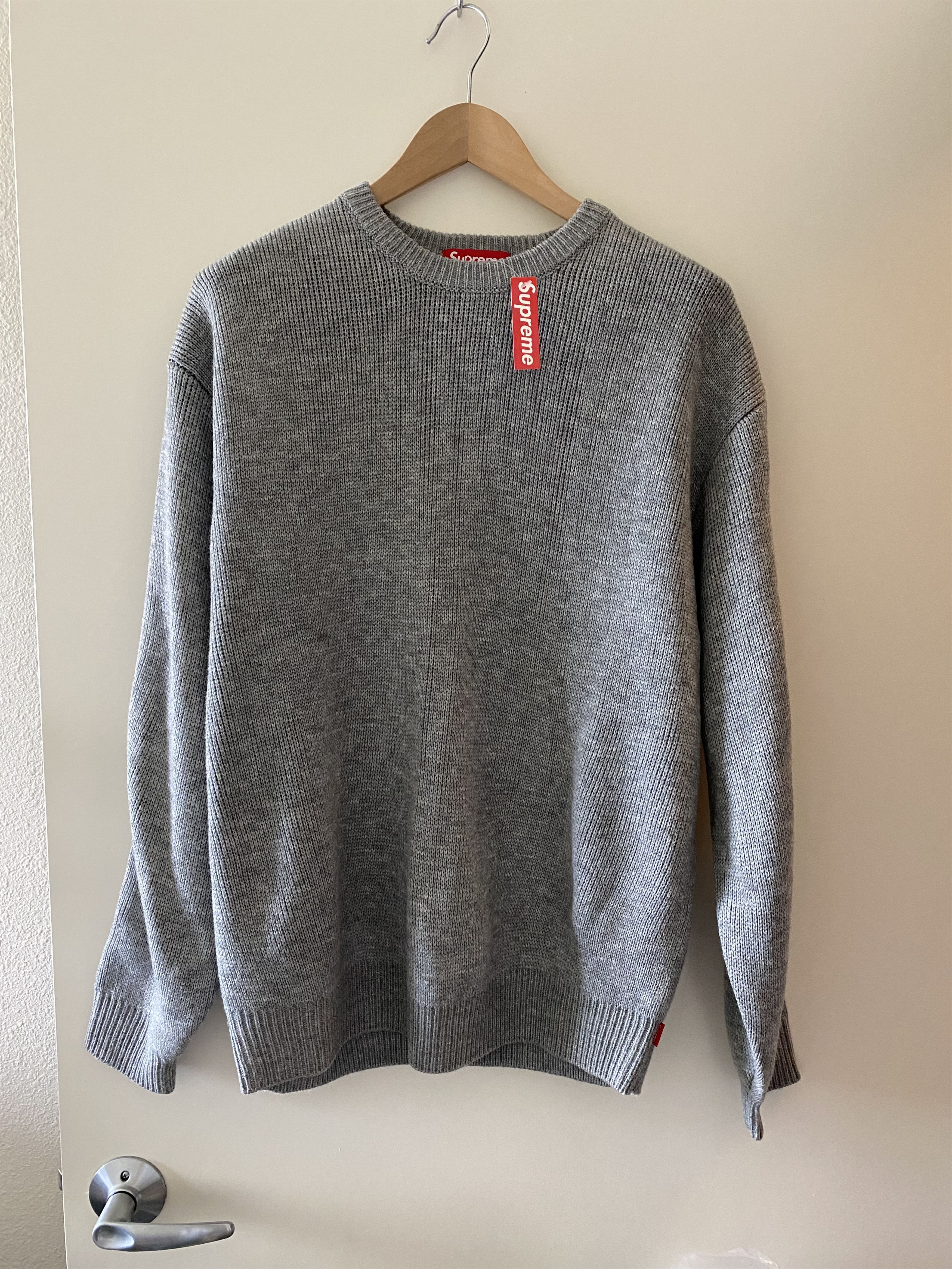 Supreme Supreme Thrasher Sweater Medium In Hand Size US M / EU 48-50 / 2 - 2 Thumbnail