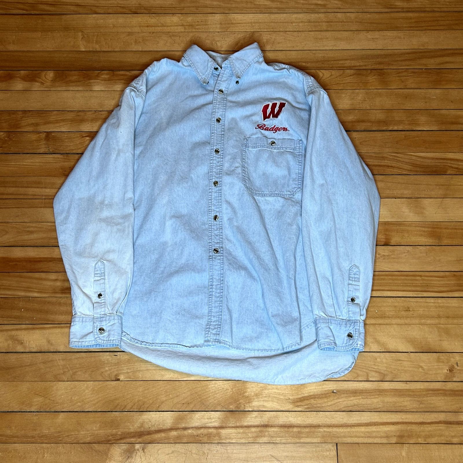 Vintage Y2K Wisconsin Badgers Denim Button Up Large Size US L / EU 52-54 / 3 - 1 Thumbnail