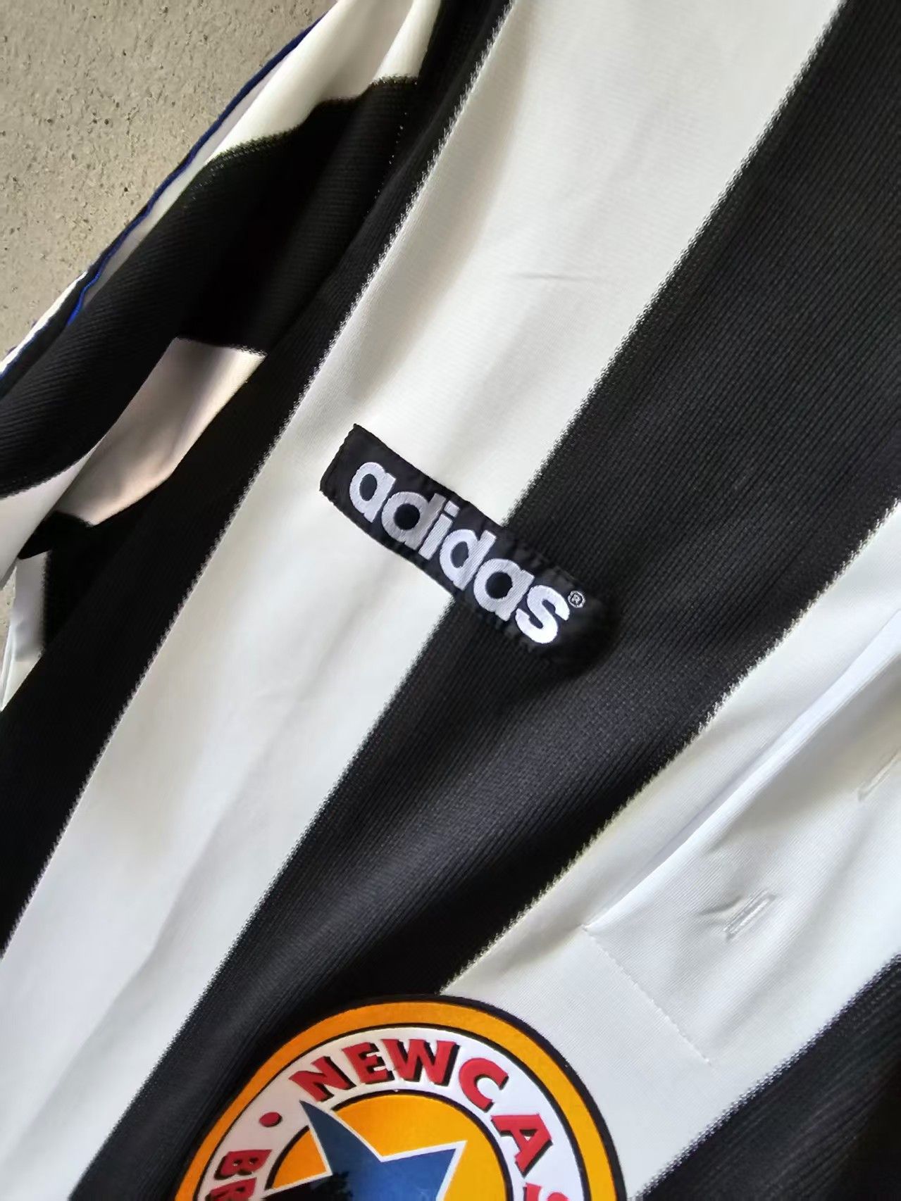 Other 1995 1997 Newcastle Jersey Size US S / EU 44-46 / 1 - 6 Thumbnail