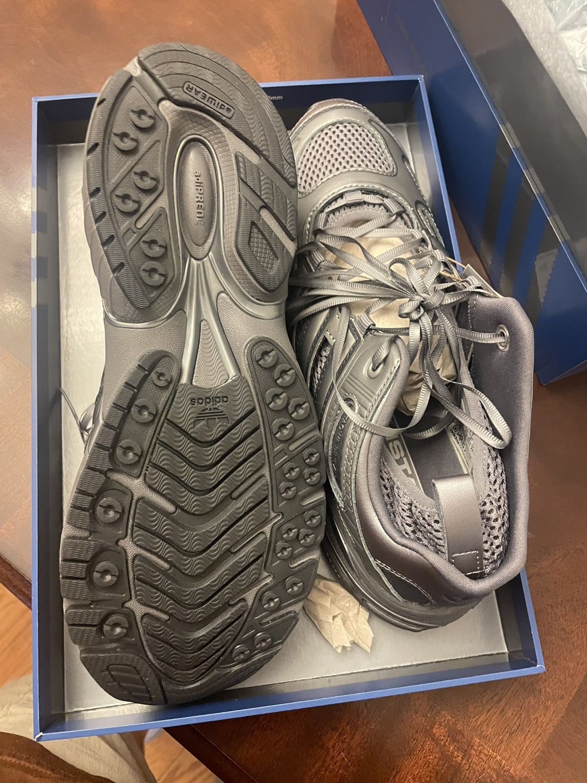 Adidas Taqwa Bint Ali x adidas Adistar Pose Womens Size US 9.5 / IT 39.5 - 9 Thumbnail