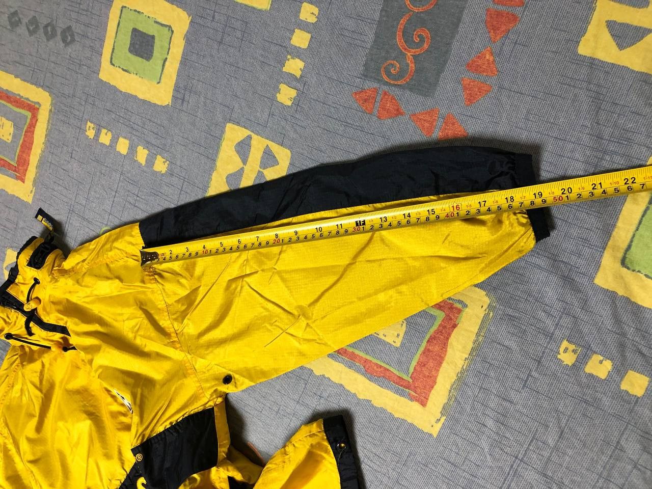 Le Coq Sportif × Vintage Vintage Le Coq Sportif Nylon Zip Jacket Size US M / EU 48-50 / 2 - 15 Thumbnail
