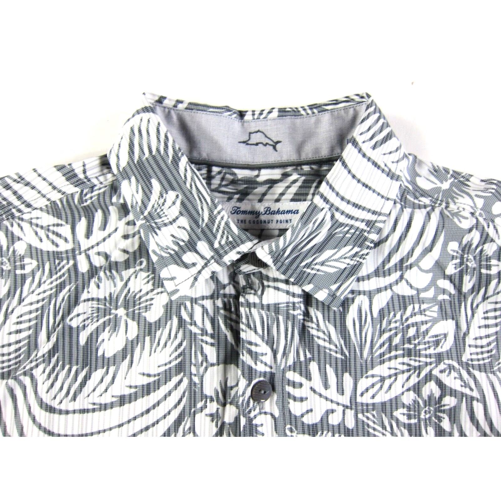 Tommy Bahama Tommy Bahama Coconut Point Floral Grey White Short Sleeve Hawaiian Shirt Men M Size US M / EU 48-50 / 2 - 3 Thumbnail