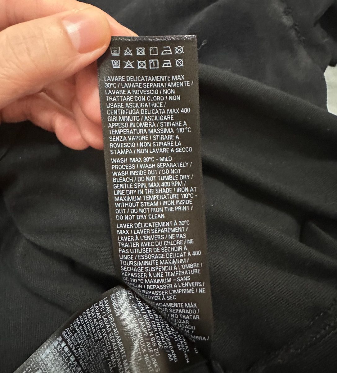 Balenciaga Balenciaga 23FW Crypto T-shirt in Black Faded Size US XL / EU 56 / 4 - 8 Thumbnail