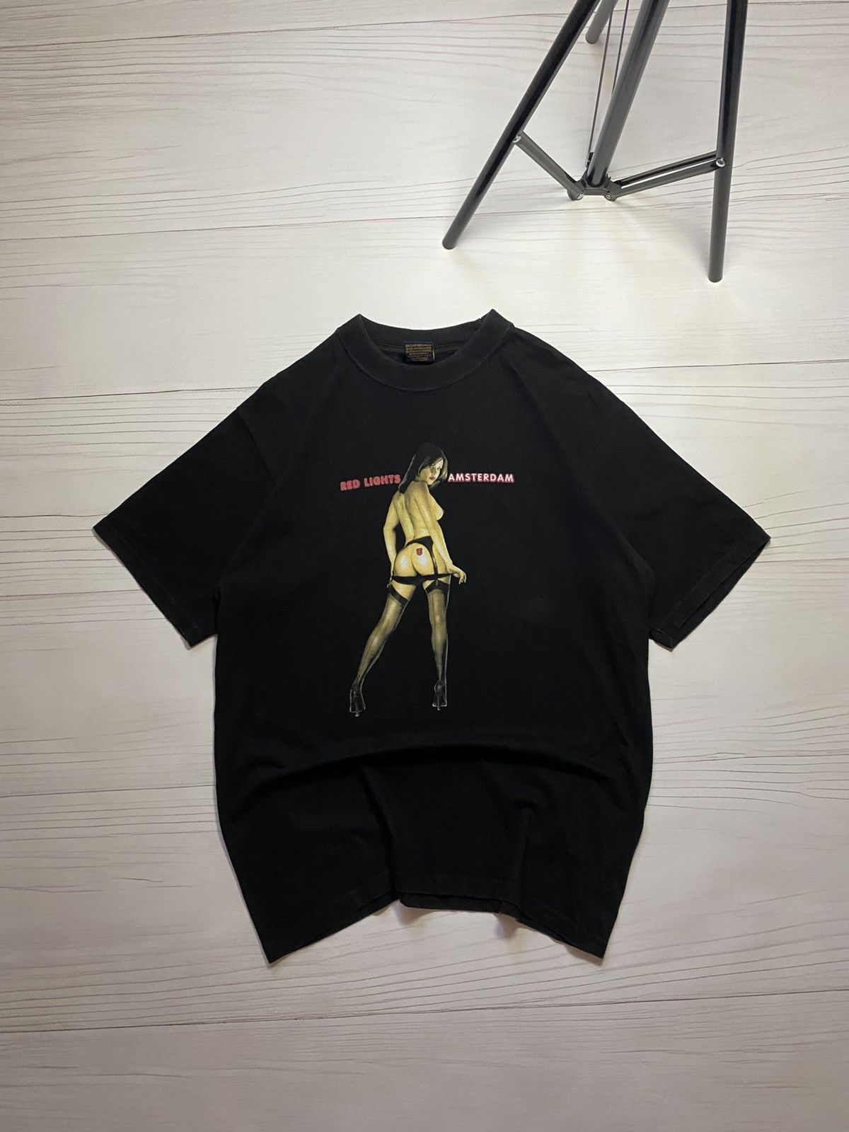 Hook-Ups × Vintage Vintage Red Lights Amsterdam Girl Big logo y2k faded t shirt Size US S / EU 44-46 / 1 - 1 Thumbnail