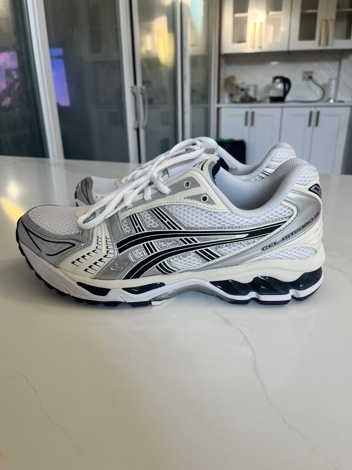 Asics ASICS Gel-Kayano 14 Size US 10.5 / IT 40.5 - 2 Thumbnail