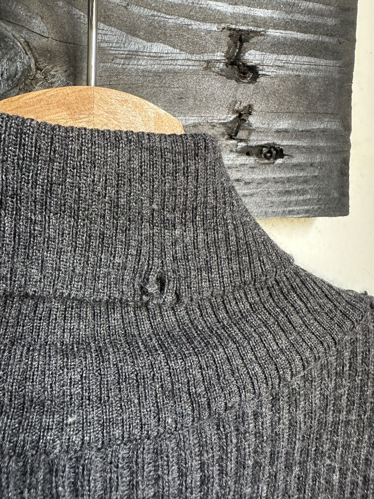 Versace × Vintage Vintage Gianni Versace Turtleneck Pleated Knit Sweater Size US L / EU 52-54 / 3 - 14 Thumbnail