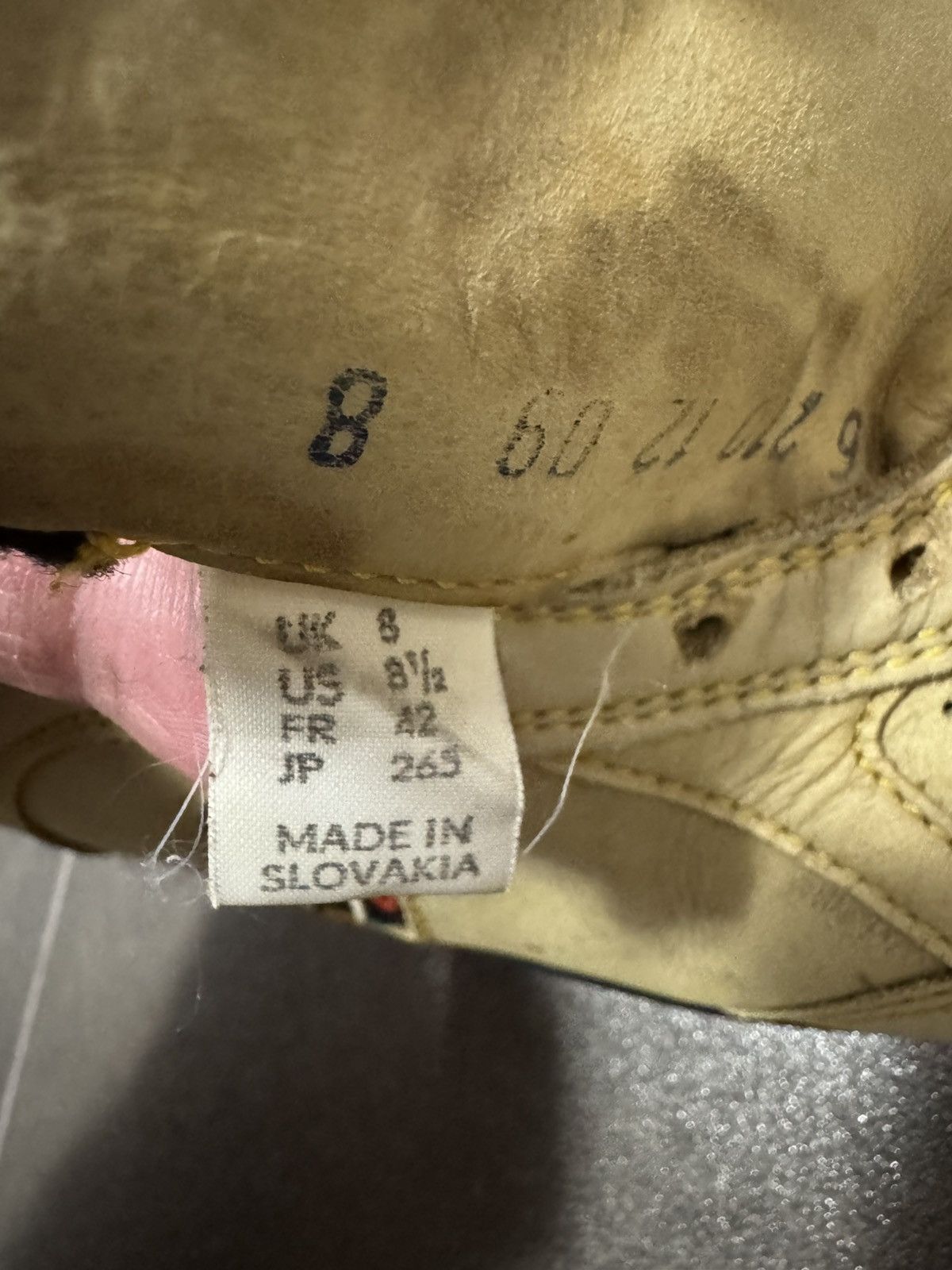 Adidas Leather Adidas x Dikembe Mutombo low lifestyle trainers Size US 8 / EU 41 - 17 Thumbnail