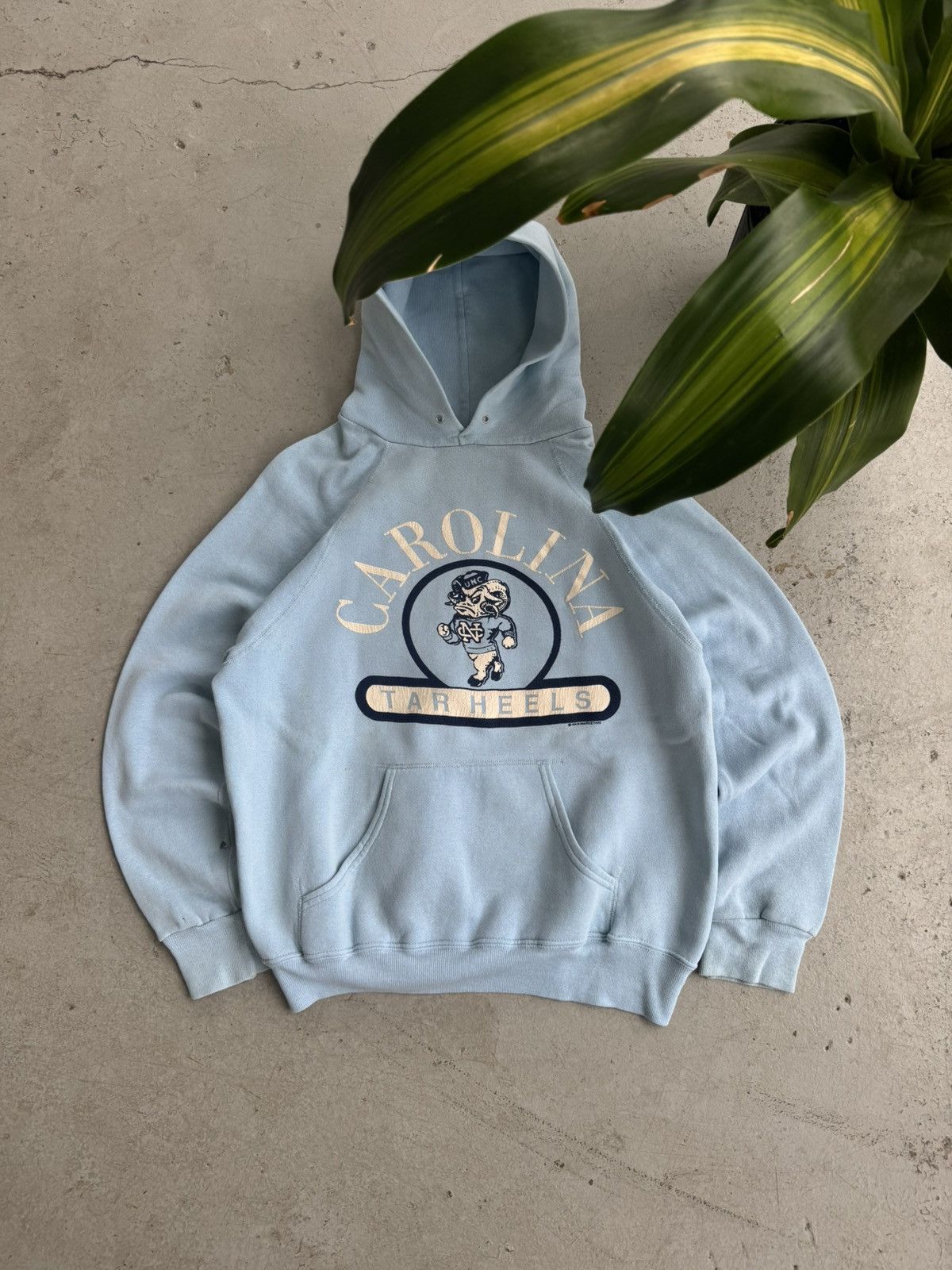 Nike 80s UNC Tar Heels Made in U.S.A Vintage Hoodie Size US S / EU 44-46 / 1 - 1 Thumbnail