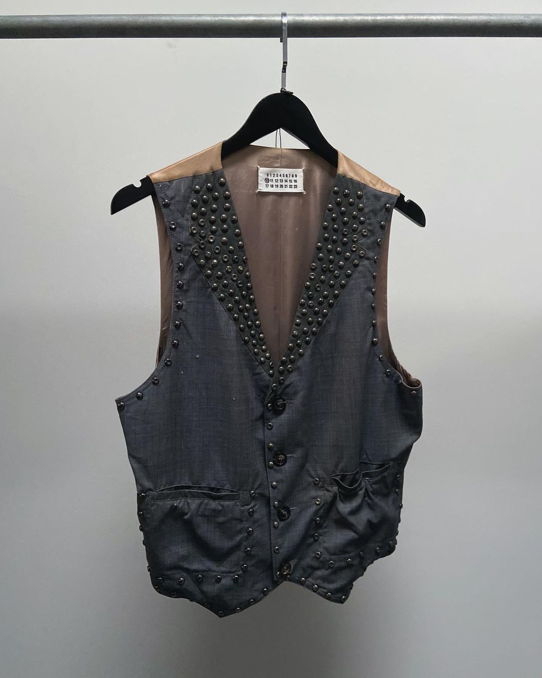 スーツ Maison Martin Margiela 2007ss studs vest Maison Margiela Maison Martin Margiela SS 2007 Studded Vest