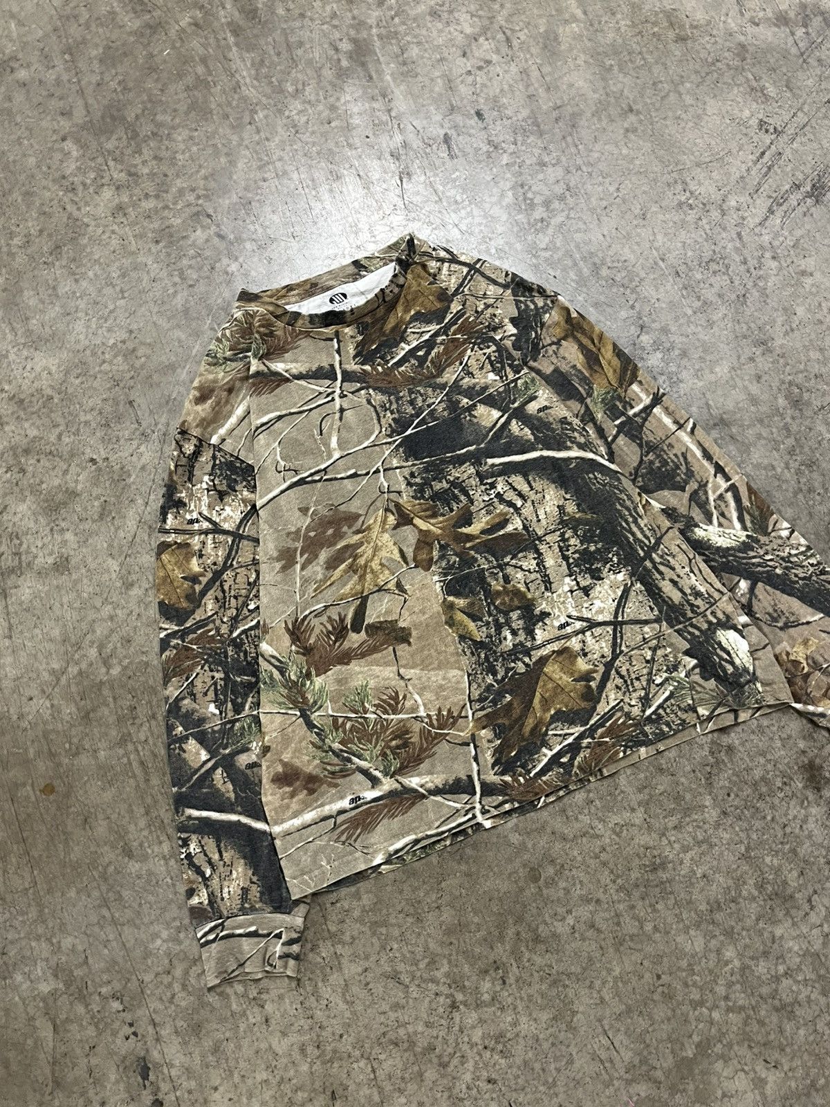 Realtree × Vintage Realtree camo vintage longsleeve tee shirt hype rare Size US L / EU 52-54 / 3 - 1 Thumbnail