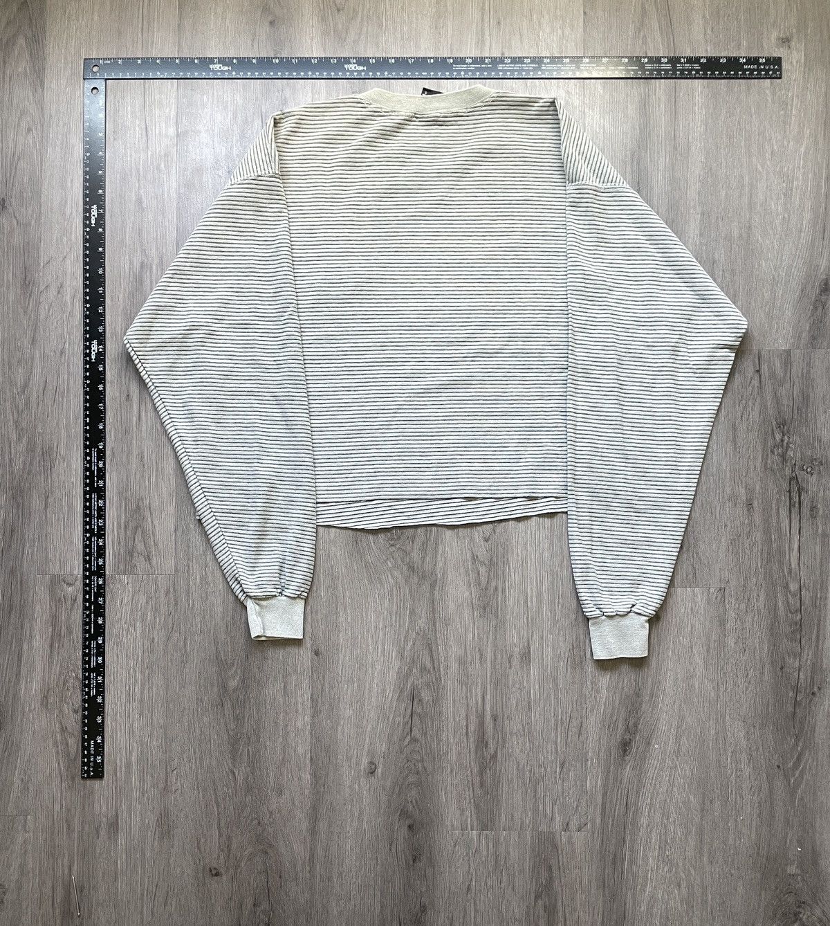 No Fear Vintage No Fear USA “Cropped” Long Sleeve T-Shirt (Sz. L) Size US L / EU 52-54 / 3 - 4 Thumbnail