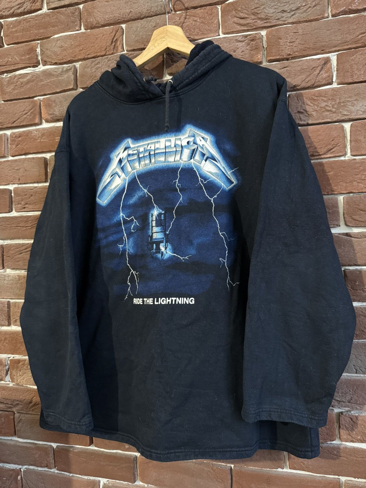 Band Tees Vintage 90s Metallica Ride the Lightning Black Hoodie Metal Size US XL / EU 56 / 4 - 3 Thumbnail