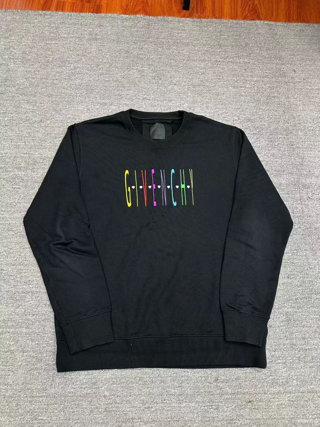 Givenchy Givenchy New Rainbow Embroidery Letter Sweatshirt XL Size US XL / EU 56 / 4 - 1 Thumbnail