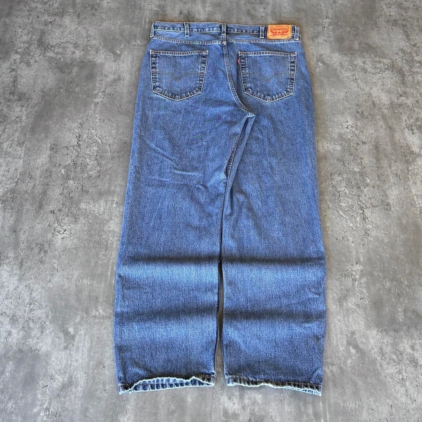 Levi's × Levi's Vintage Clothing Levi’s 550 Relaxed Fit Essential Blue Denim Jeans Size US 38 / EU 54 - 1 Thumbnail