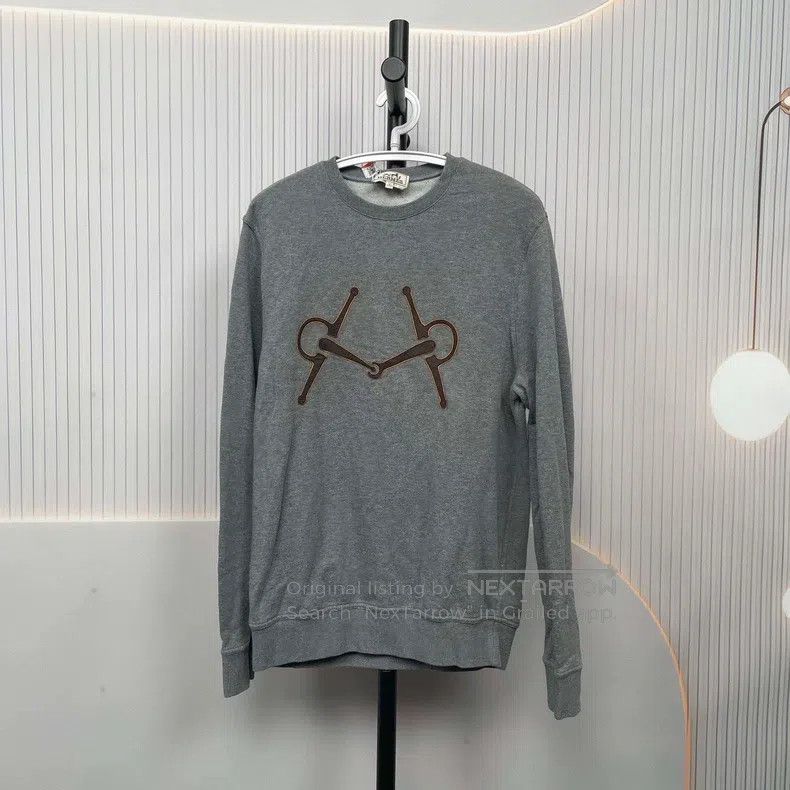 Hermes Hermes Gray Crewneck Sweatshirt Size L / US 10 / IT 46 - 1 Thumbnail