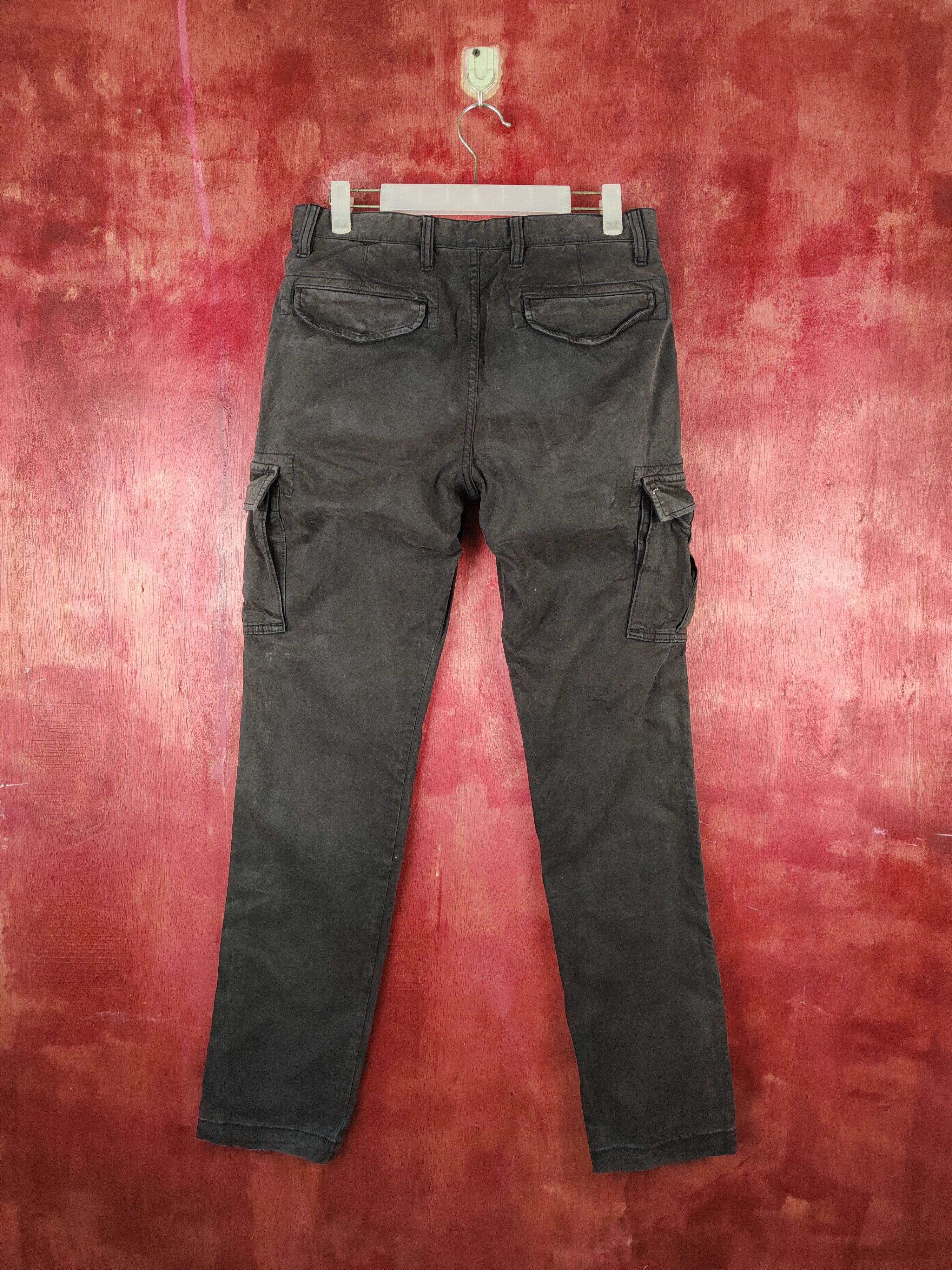 Japanese Brand × Uniqlo Uniqlo Black Faded Multipocket Tactical Cargo Pants #S1501 Size US 30 / EU 46 - 7 Thumbnail