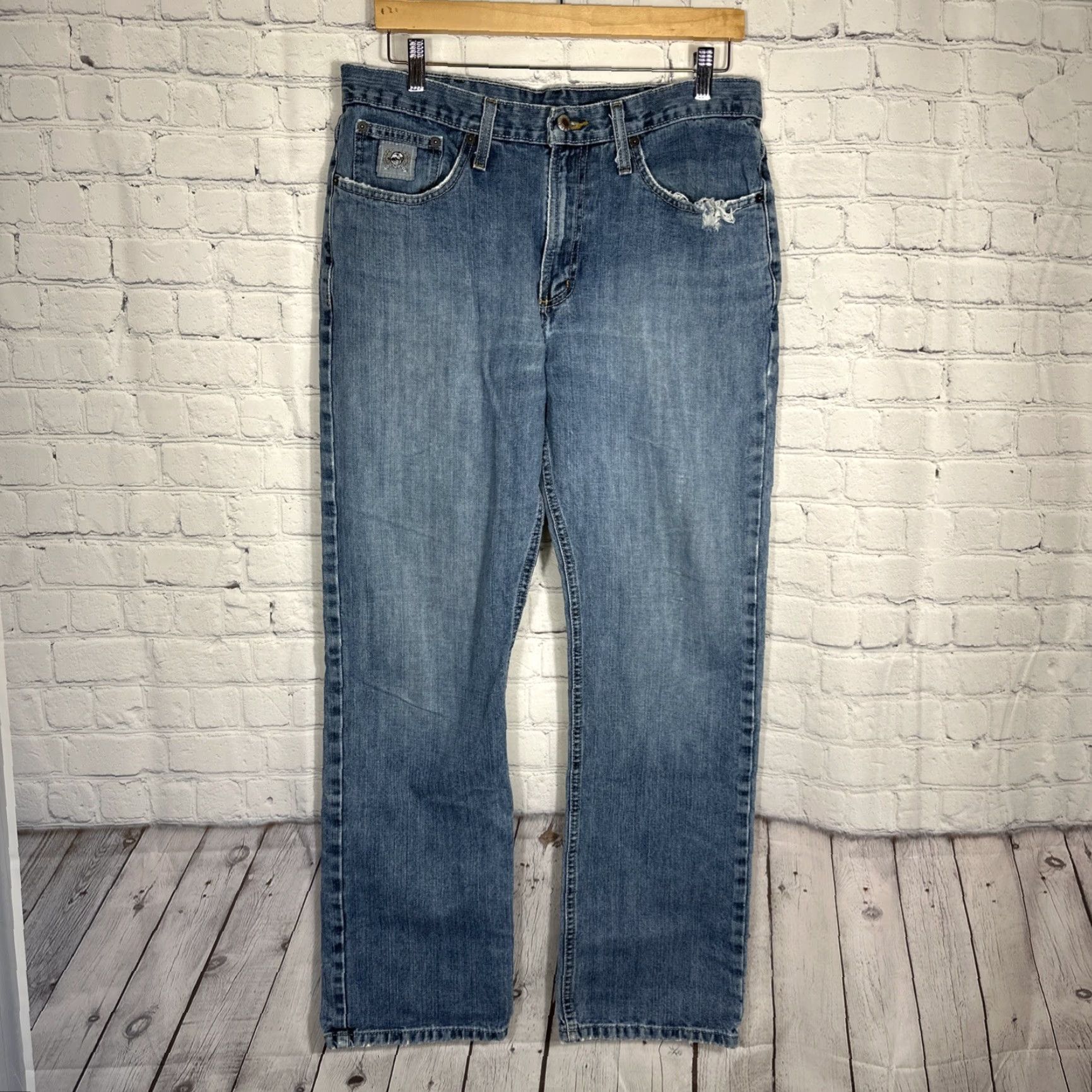 Vintage Cinch Men Slim Jeans 33x32 Mid Rise Silver Label Performance Stretch Denim Blue 34 in Waist Slimming Mens Straight Jeans Size US 33 - 2 Thumbnail