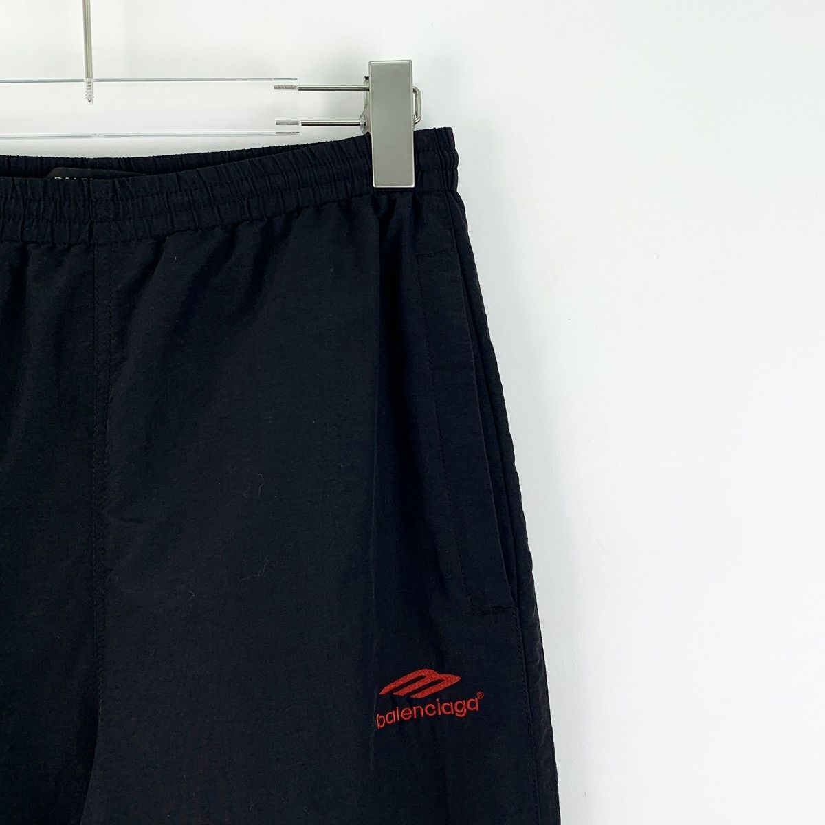 Balenciaga Balenciaga 22SS Black Logo Cuffed Casual Sports Pants K26WX Size 25" / US 0 / IT 36 - 3 Thumbnail