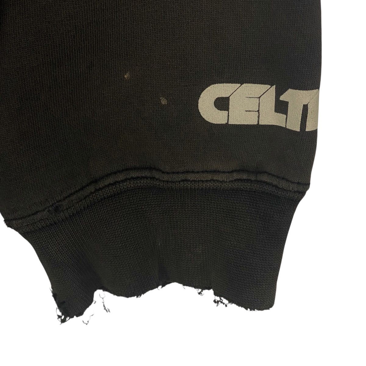 Other Vintage United Celtek Clan Full Zip Sweater Big Logo Size L Size US M / EU 48-50 / 2 - 5 Thumbnail
