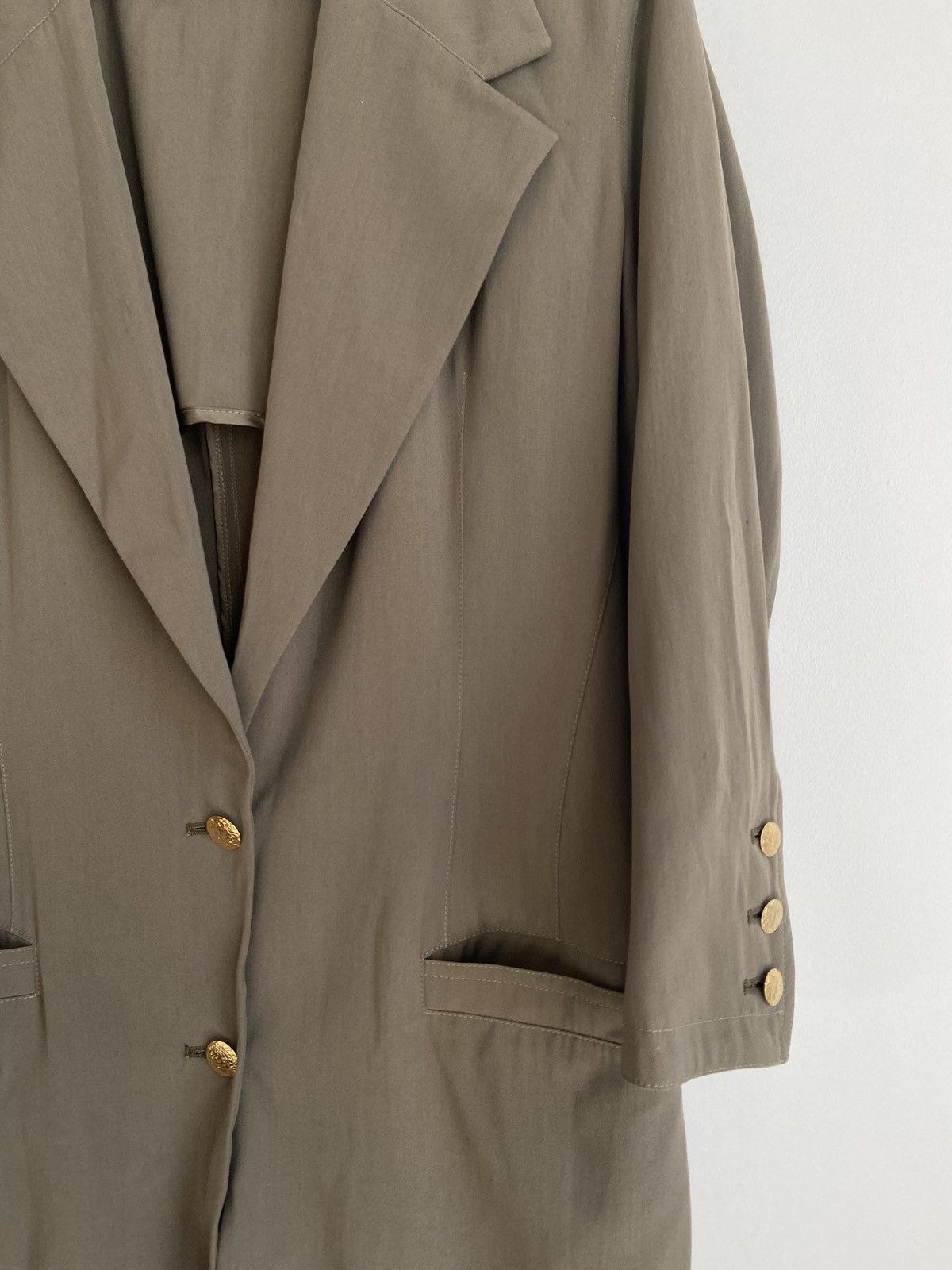 Versace Vintage Versace Khaki Blazer Size XS / US 0-2 / IT 36-38 - 3 Thumbnail