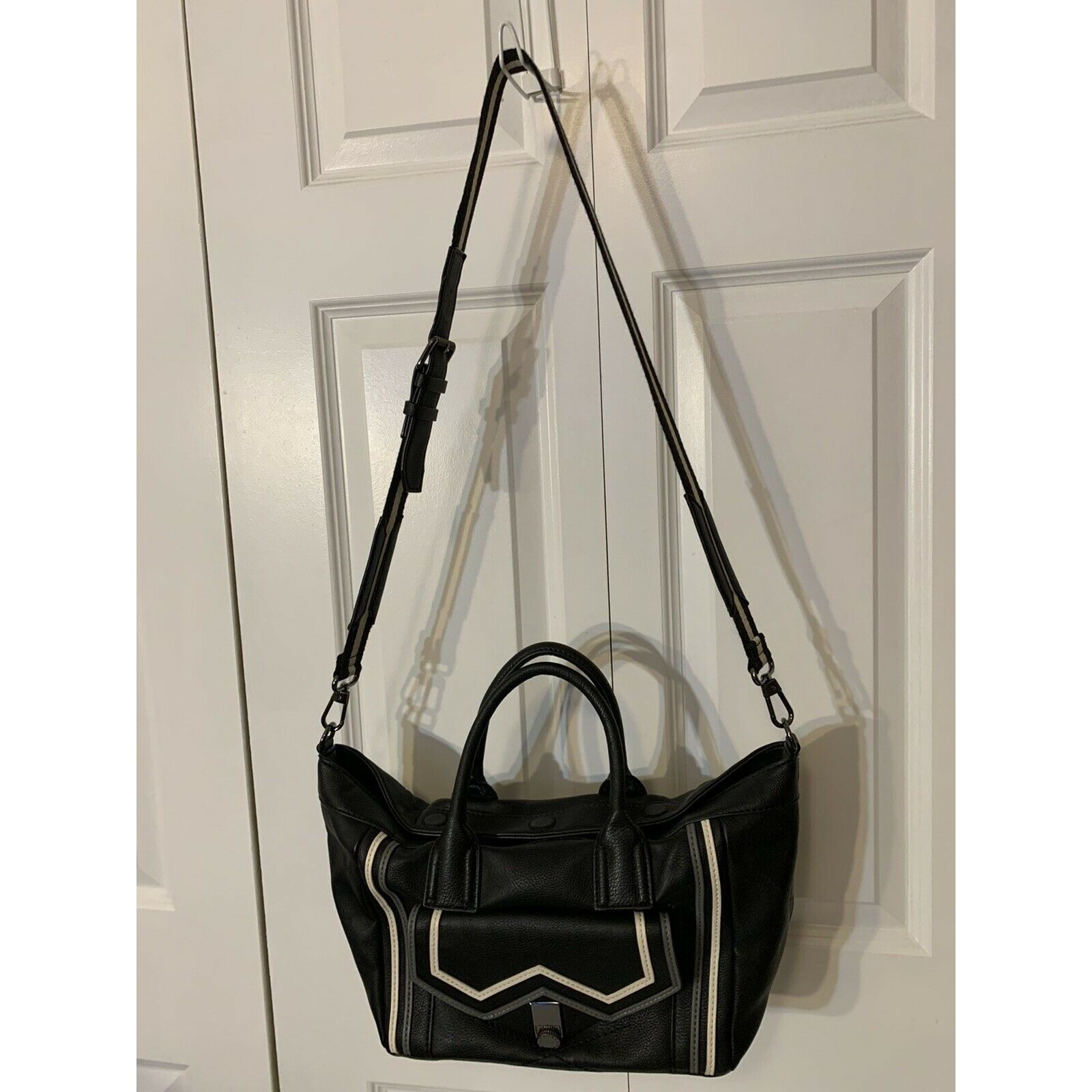 Other BCBGeneration beatutiful - Medium bag black White Messenger Size ONE SIZE - 3 Thumbnail