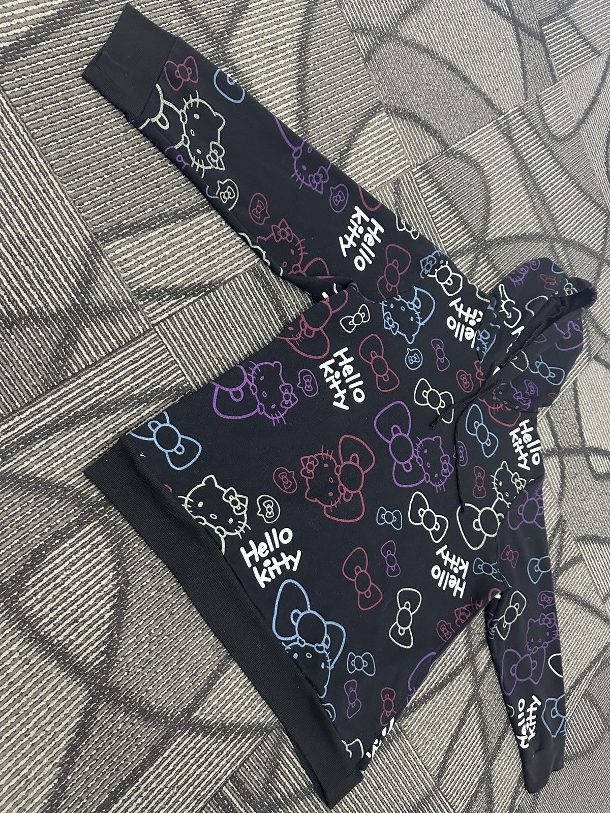Cartoon Network OVP Sanrio Hello Kitty Hoodie Size US L / EU 52-54 / 3 - 3 Thumbnail
