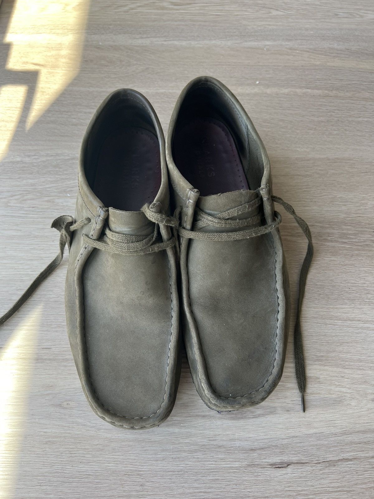 Clarks × Designer × Vintage Clarks Wallabies Low in Dark Green Size US 12 / EU 45 - 2 Thumbnail