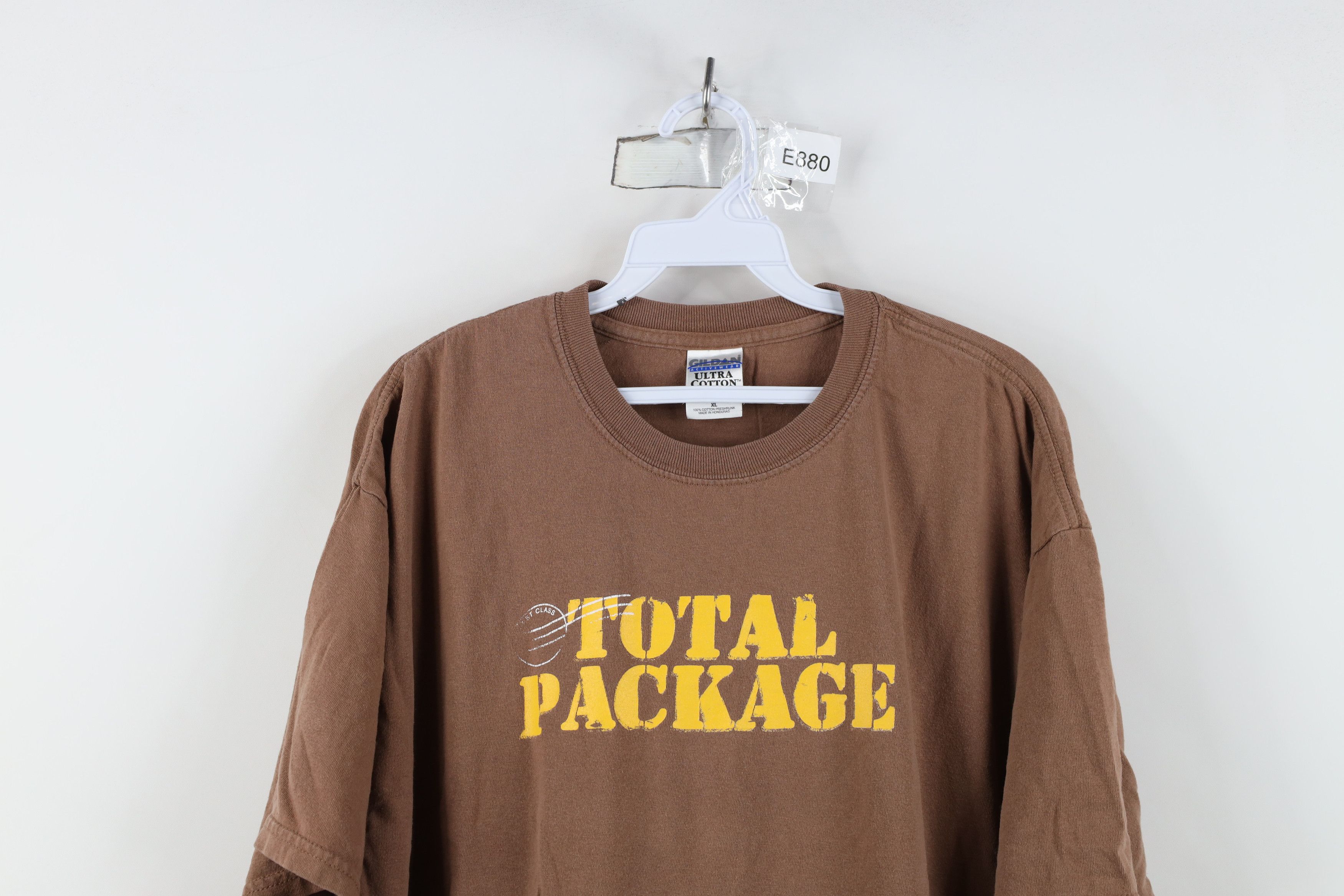 Vintage Vintage 90s Y2K Package USPS Postage Stamp T-Shirt Brown Size US XL / EU 56 / 4 - 2 Thumbnail