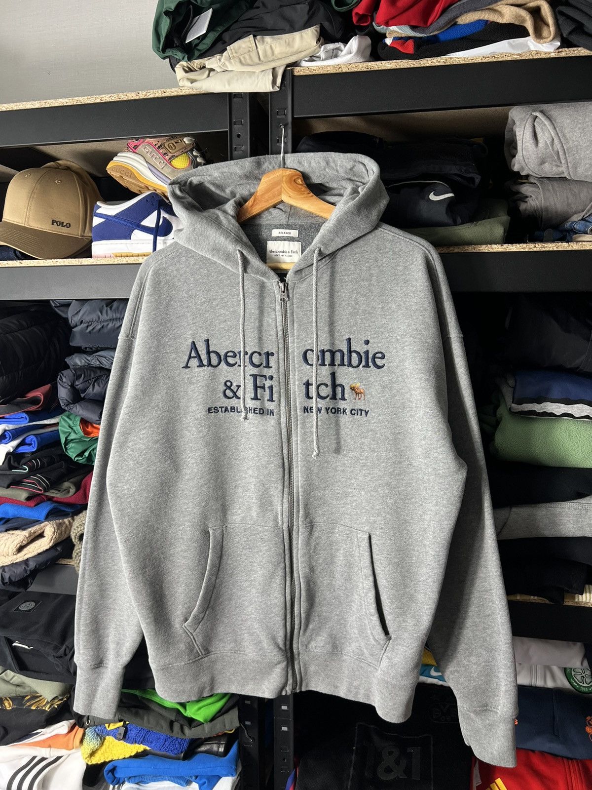 Abercrombie & Fitch 🦌 Abercrombie & Fitch Full-Zip Hoodie – Size L – Relaxed Fit Size US L / EU 52-54 / 3 - 1 Thumbnail
