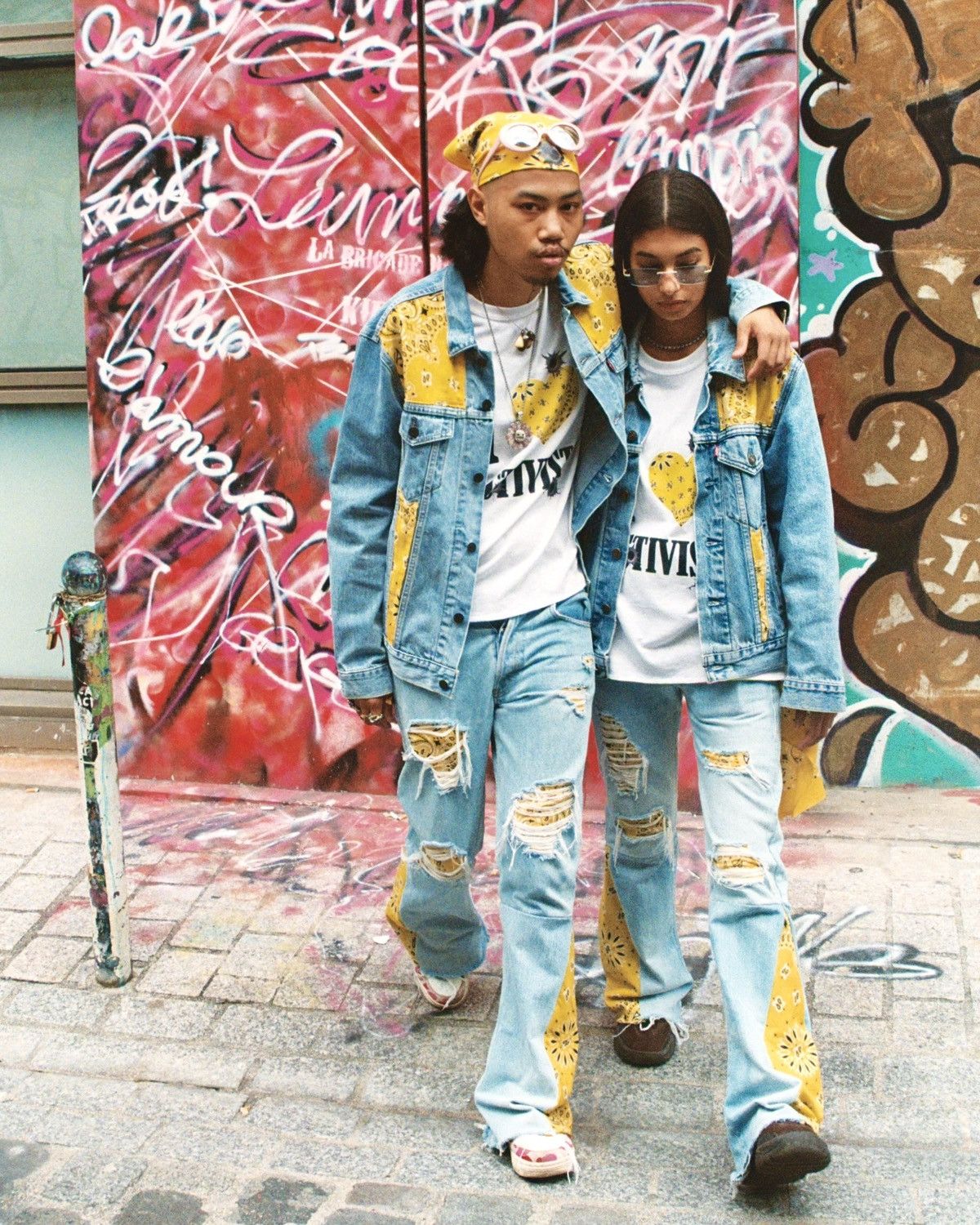 Other ACTIVIST PARIS PAISLEY BANDANA LEVIS DENIM PANTS Size US 33 - 3 Thumbnail