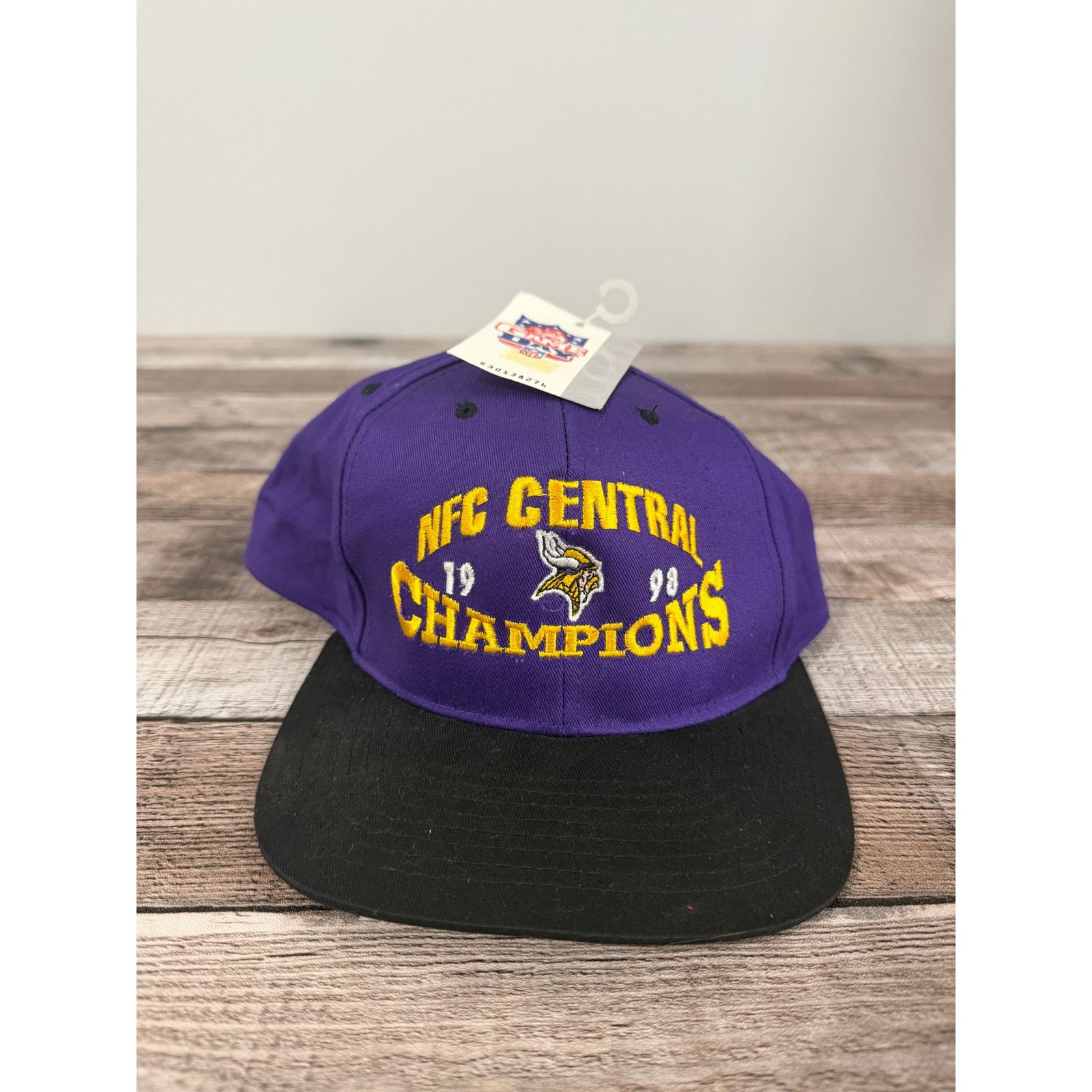 NFL NWT Vintage Minnesota Vikings 1998 Snapback Hat Size ONE SIZE - 2 Thumbnail