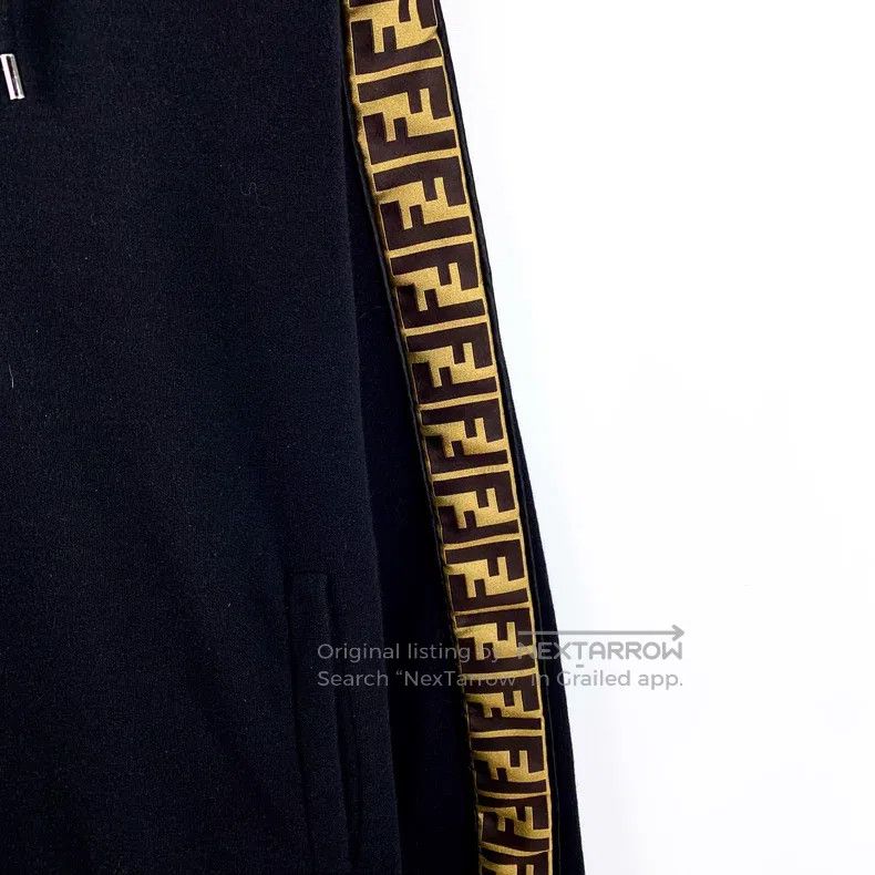 Fendi Fendi Black side logo letter hooded long-sleeve sweatshirt Size US L / EU 52-54 / 3 - 4 Thumbnail