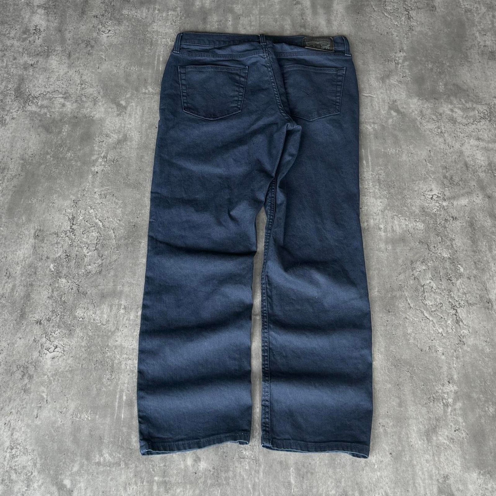 Levi's × Levi's Vintage Clothing × Vintage Vintage Y2K Levi’s Navy Blue Essential Casual Skater Pants Size US 34 / EU 50 - 1 Thumbnail