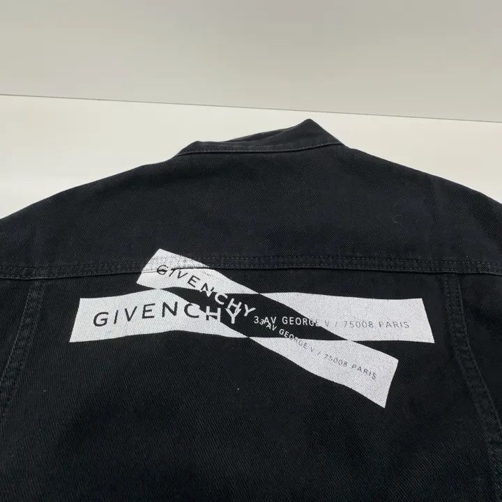 Givenchy Givenchy Givenchy Black Denim Jacket with Letter Print -25 Size US XL / EU 56 / 4 - 9 Thumbnail