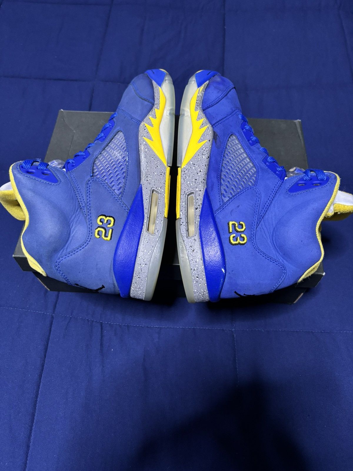 Jordan Brand Jordan 5 Retro Laney 2019 Size 11 Size US 11 / EU 44 - 2 Thumbnail