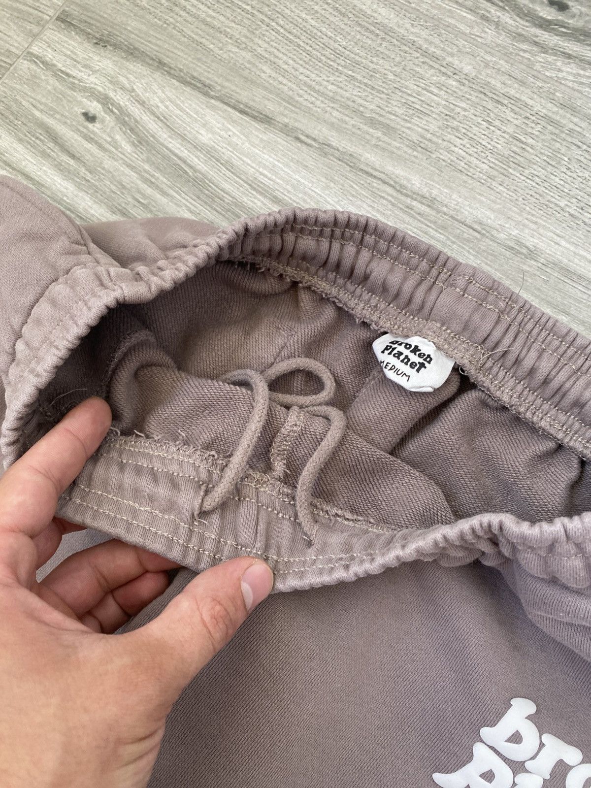 Broken Planet Broken Planet Taupe Pants Straight Jogger Sweatpants Size US 32 / EU 48 - 11 Thumbnail