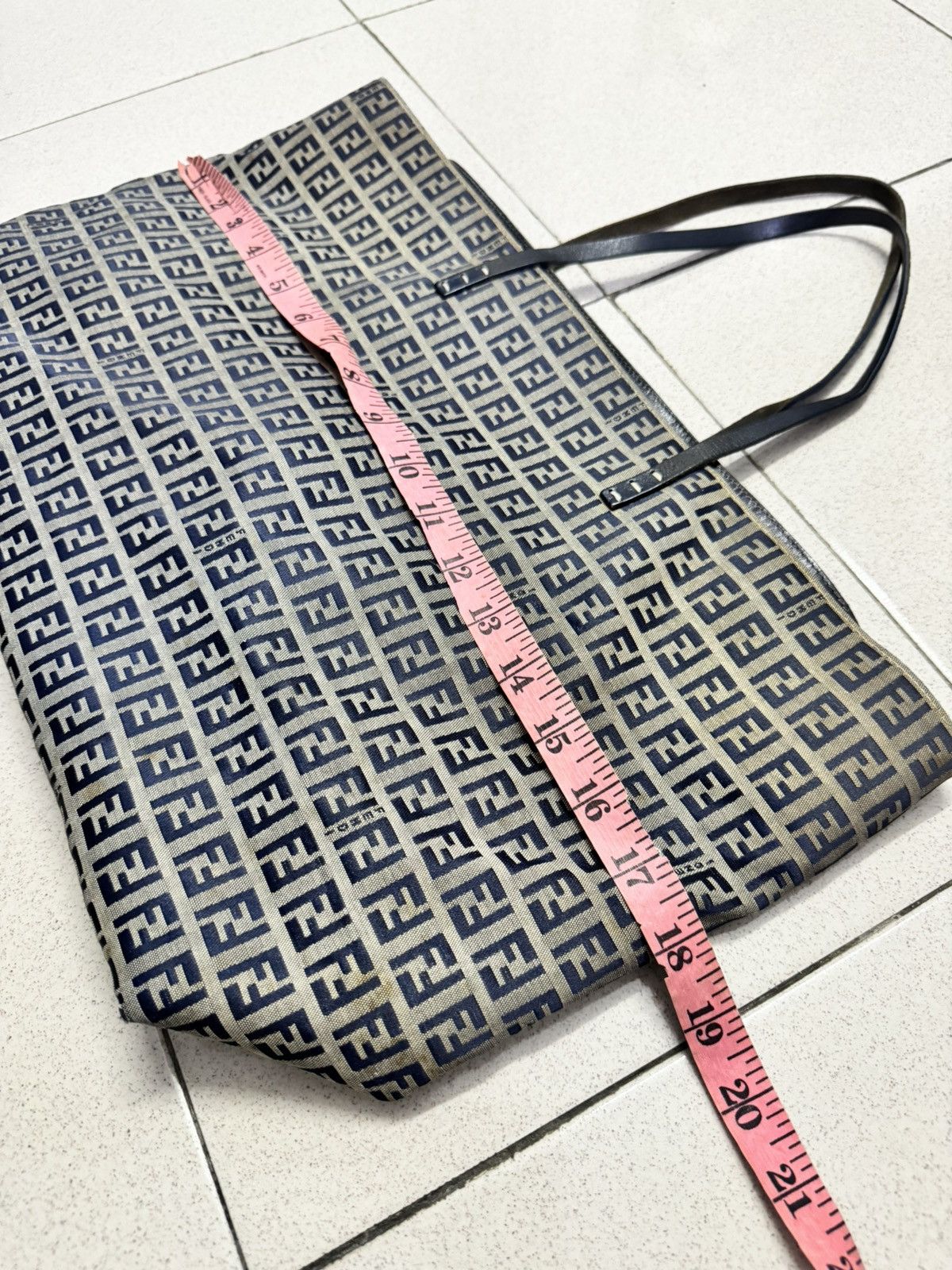 VINTAGE FENDI FULL MONOGRAM TOTE BAG