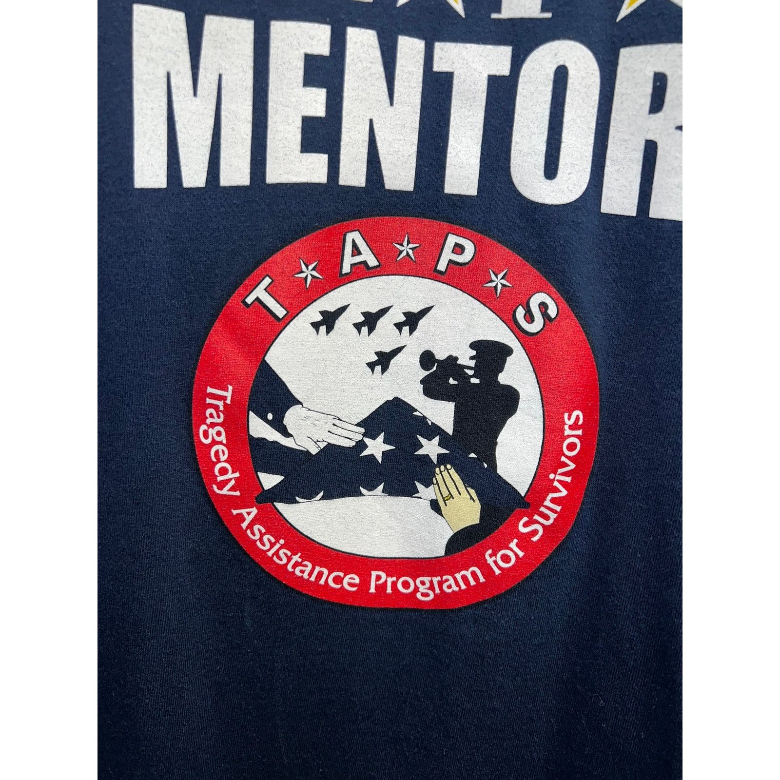 Gildan Taps Mentor Shirt Tragedy Assistance Program For Survivors L Size US L / EU 52-54 / 3 - 3 Thumbnail